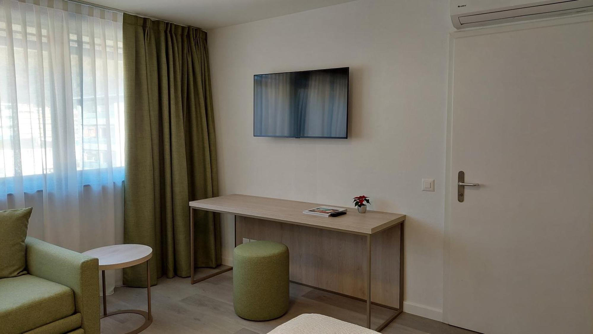 Hotel Nessi Locarno Exterior photo